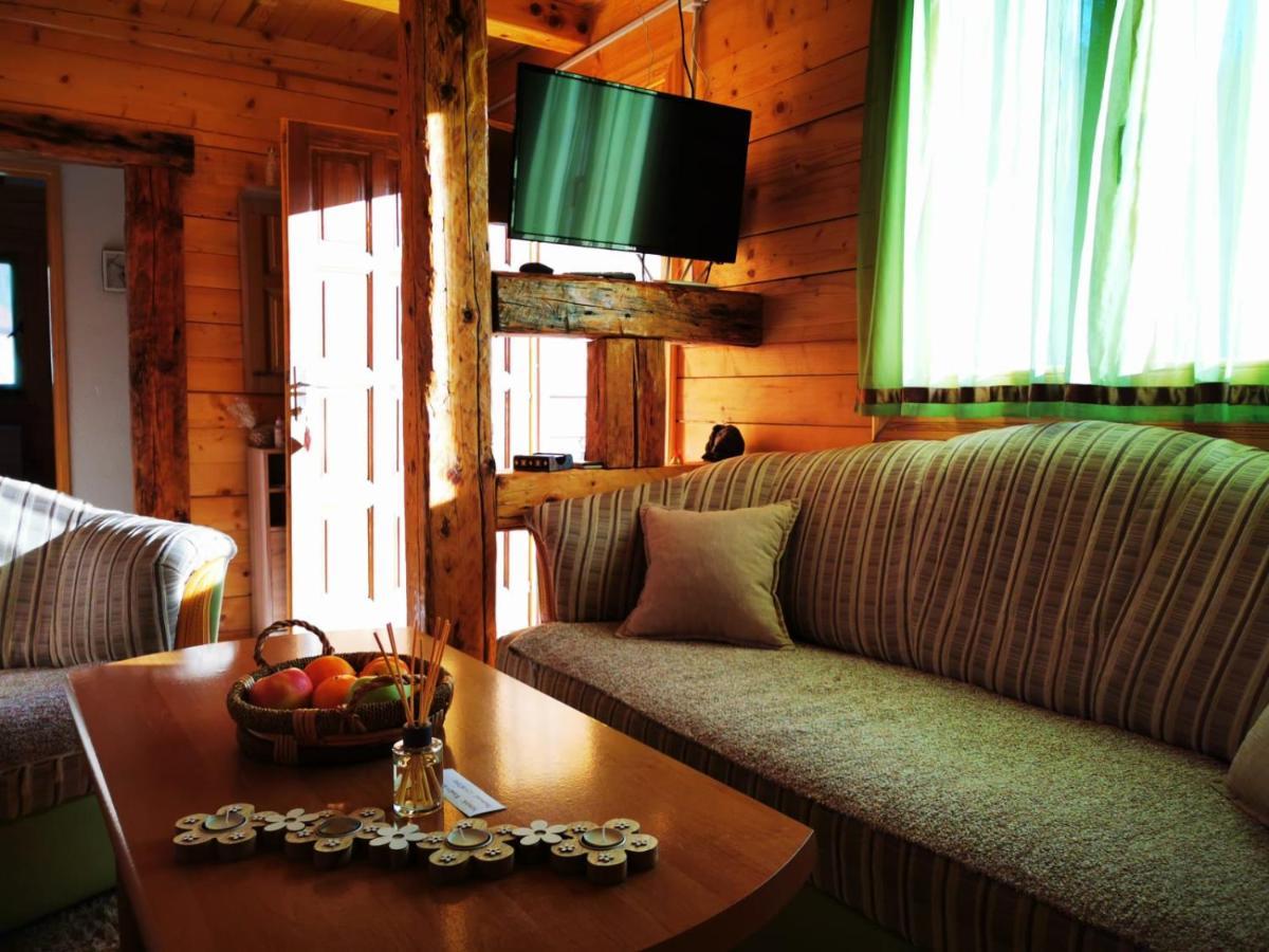 Wooden House "Una" Kulen Vakuf Extérieur photo
