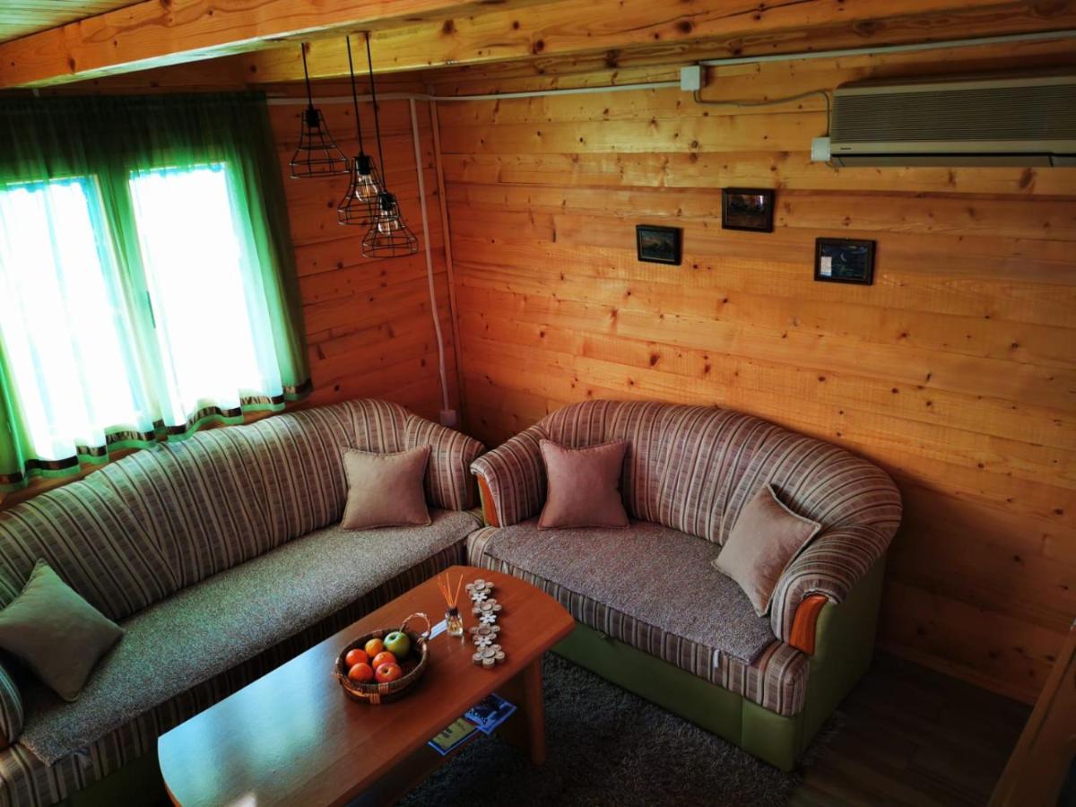 Wooden House "Una" Kulen Vakuf Extérieur photo
