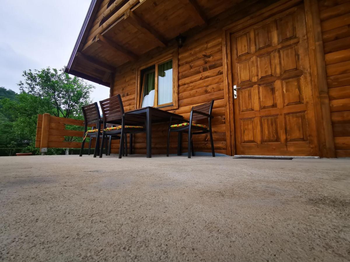 Wooden House "Una" Kulen Vakuf Extérieur photo